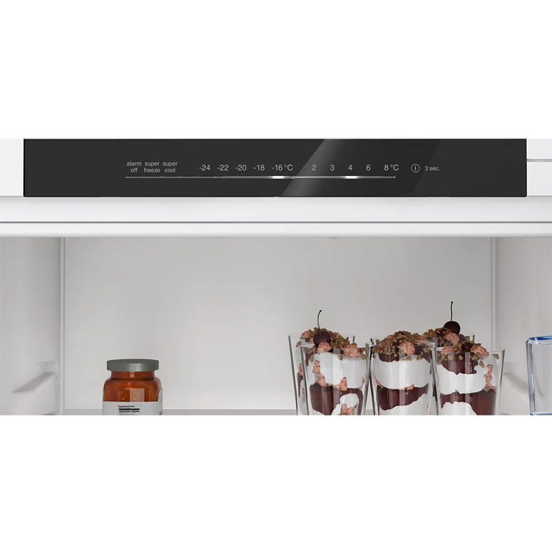 Bosch ugradni kombinovani frižider KIN96NSE0 