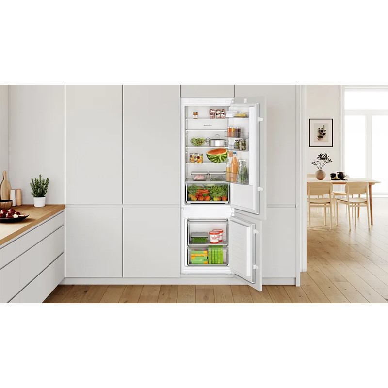 Bosch ugradni kombinovani frižider KIV87NSE0 