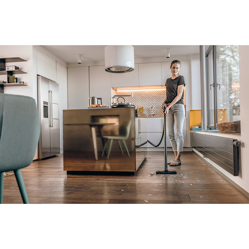 Karcher usisiva? za suvo i mokro usisavanje KWD 2  S V-15/4/18