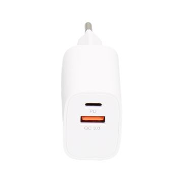 E-GREEN Superbrzi strujni punjač sa USB3.0 i USB 3.1 tipC ulazom 5V/3A 20W