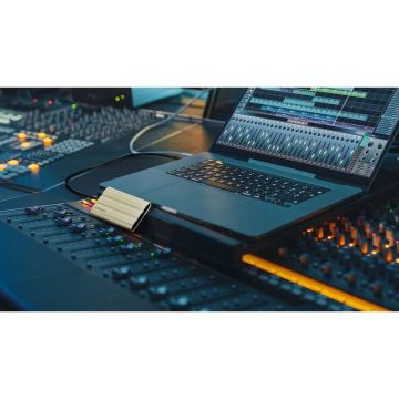 SAMSUNG Portable T7 Shield 2TB bež eksterni SSD MU-PE2T0K